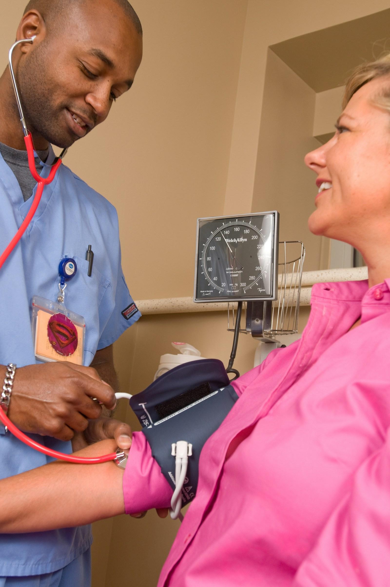 Blood bags tracked through hemovigilance and cold-chain workflows in eBloodConnect
